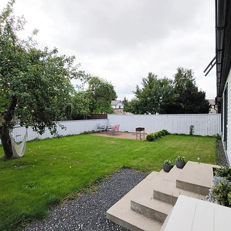 Karjamaa Apartment - Garden, Free Parking, Air Conditioning Pärnu Dış mekan fotoğraf